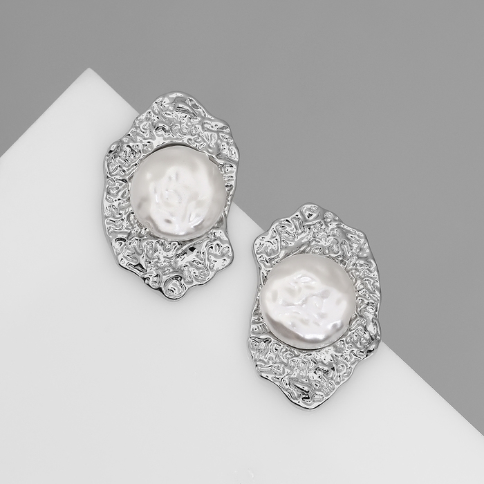 Серьги с жемчугом «Эксклюзив» мятые, цвет серебро Серьги с жемчугом «Эксклюзив» мятые, цвет серебро