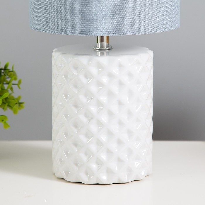 Настольная лампа Настольная лампа "Бернард" 1х40Вт Е14 пр-1,6м белый/голубой 15х15х33см