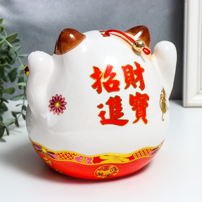 Сувенир подставка керамика Сувенир подставка керамика "Манэки-нэко со свитком и колокольчиком" МИКС 21х16х20 см