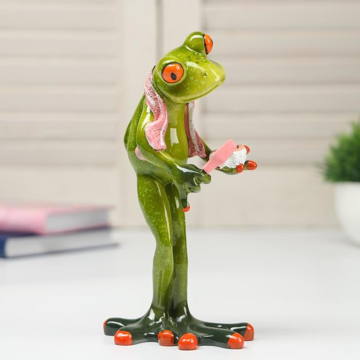 Сувенир полистоун лак  Сувенир полистоун лак "Лягушонок чистит челюсть" 16,5х5,8х8,5 см
