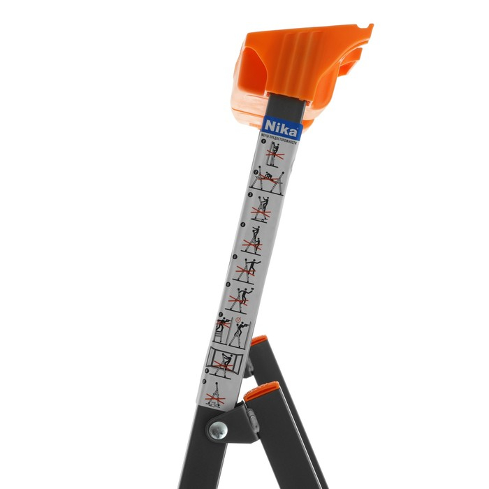 Стремянка Nika СМ8, широкие ступени, высота до рабочей площадки 1720 мм, 8 ступеней Стремянка Nika СМ8, широкие ступени, высота до рабочей площадки 1720 мм, 8 ступеней