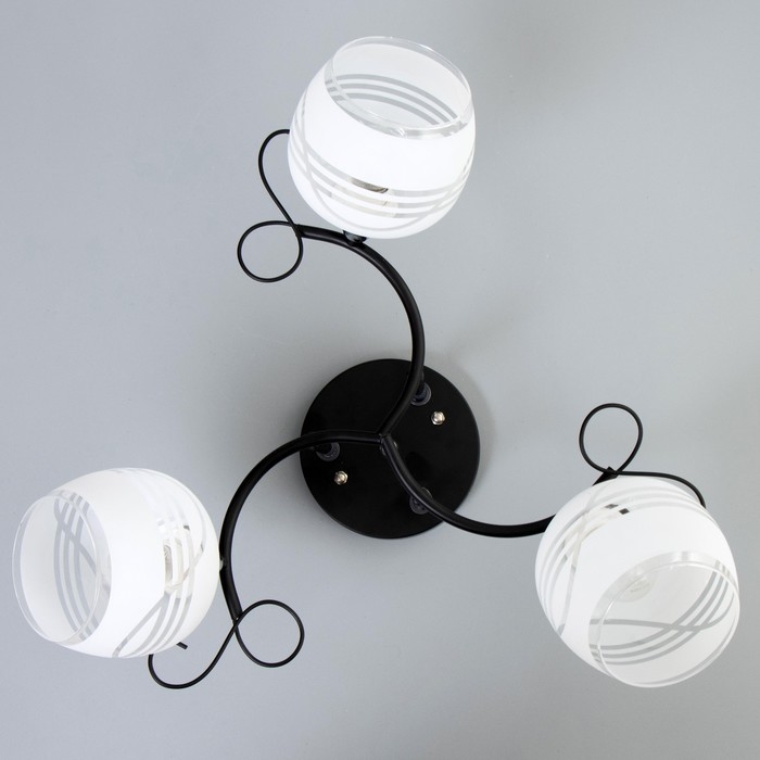 Люстра Люстра "Милава" 3хЕ27 40Вт чёрно-хромовый 62х62х27 см BayerLux