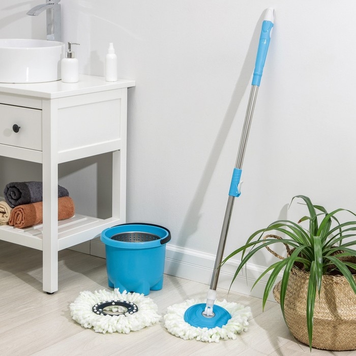 Швабра с отжимом и ведро: ведро с металлической центрифугой 7,2 л, швабра с телескопическим черенком 76-105 см, запасная насадка из микрофибры, цвет МИКС Швабра с отжимом и ведро: ведро с металлической центрифугой 7,2 л, швабра с телескопическим черенком 76-105 см, запасная насадка из микрофибры, цвет МИКС