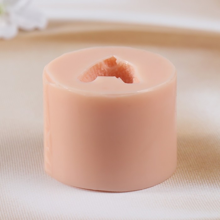 Молд силиконовый Молд силиконовый "Мишка рука у рта" (издел. 3,5х3,5х4 см)