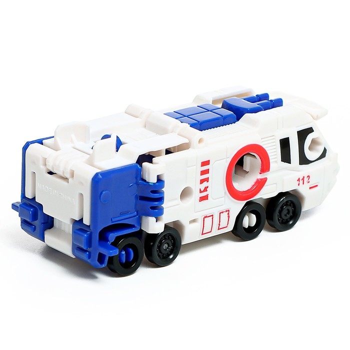 Робот «Полицейский вертолёт», трансформируется, собирается из 3-х машинок Робот «Полицейский вертолёт», трансформируется, собирается из 3-х машинок