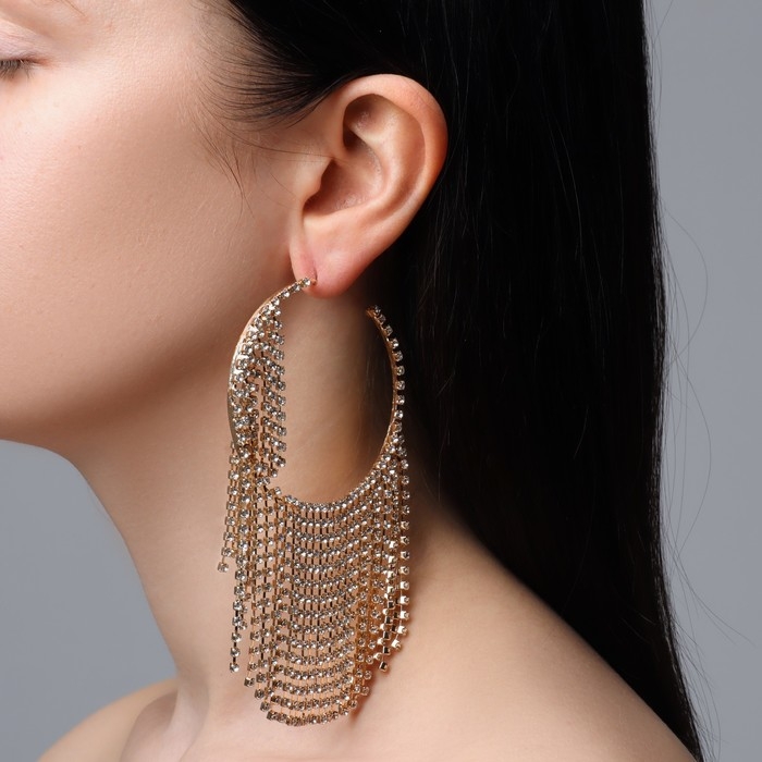 Серьги висячие со стразами «Водопад» нити на крупных кольцах, цвет белый в золоте, 12 см Серьги висячие со стразами «Водопад» нити на крупных кольцах, цвет белый в золоте, 12 см