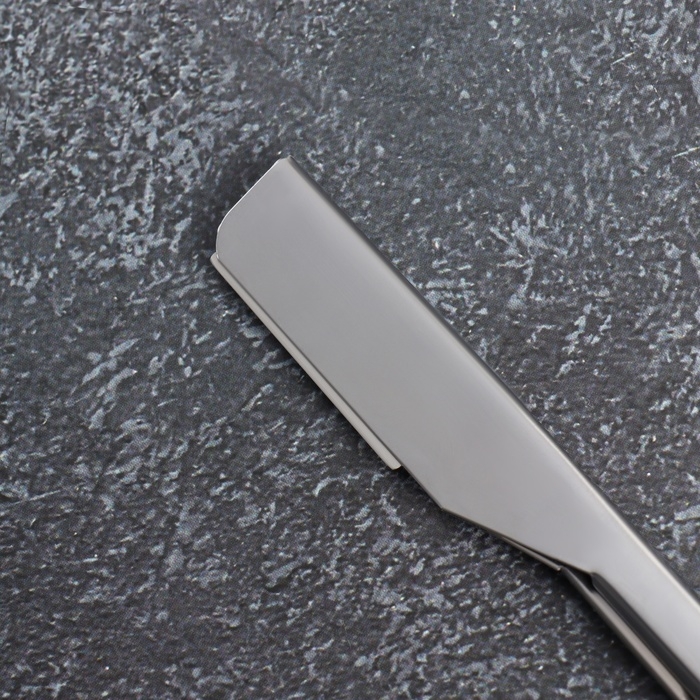 Опасная бритва, шаветт, без лезвия, 16,5/24 × 2,5 × 1,3 см, пластиковая, цвет чёрный/серебристый Опасная бритва, шаветт, без лезвия, 16,5/24 × 2,5 × 1,3 см, пластиковая, цвет чёрный/серебристый