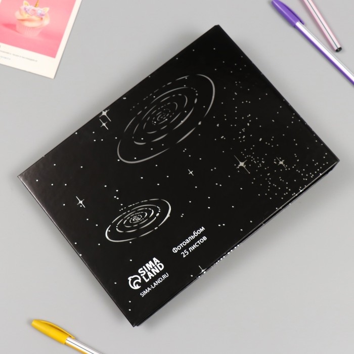 Фотоальбом 25 листов (уголки+кольца) Фотоальбом 25 листов (уголки+кольца) "Бесконечность" серебро 19х27х3 см