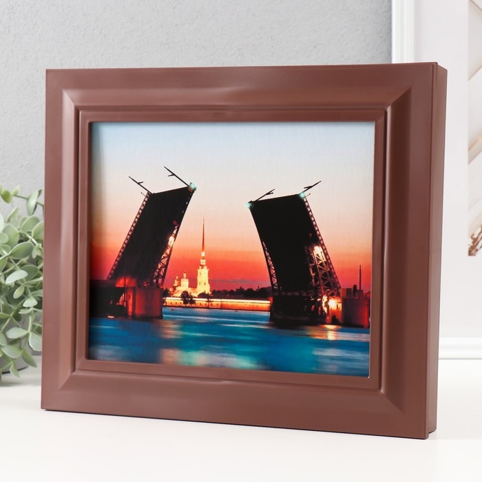 Ключница закрытая Ключница закрытая "Разводной мост" 26,5х31,5 см Орех