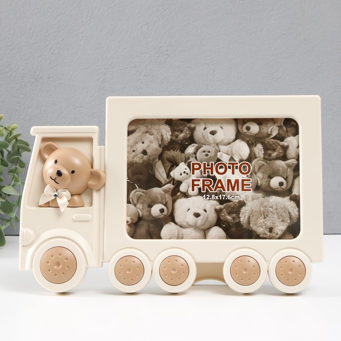 Фоторамка пластик 13х18 см Фоторамка пластик 13х18 см "Мишка в грузовичке" МИКС 29х4х19 см