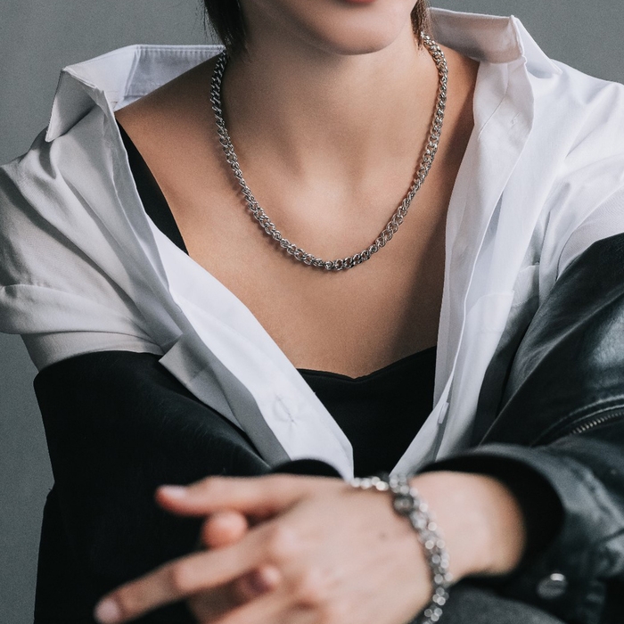 Колье «Цепь» плотная, цвет серебро, L=46 см с удлинителем 7 см Колье «Цепь» плотная, цвет серебро, L=46 см с удлинителем 7 см