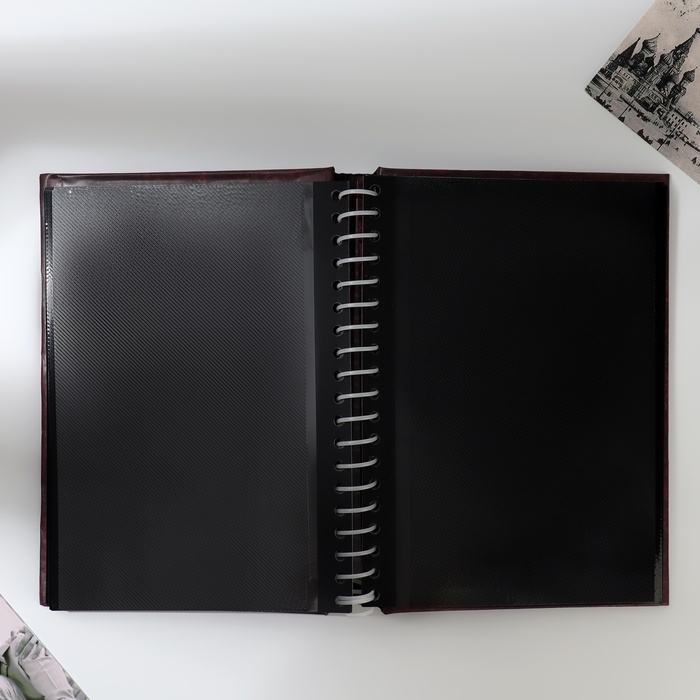 Фотоальбом &laquo;Фотоальбом нашей семьи&raquo;, 20 магнитных листов, цвет страниц чёрный