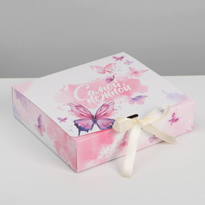 Коробка подарочная, упаковка, «Самой нежной», 20 х18 х5 см Коробка подарочная, упаковка, «Самой нежной», 20 х18 х5 см