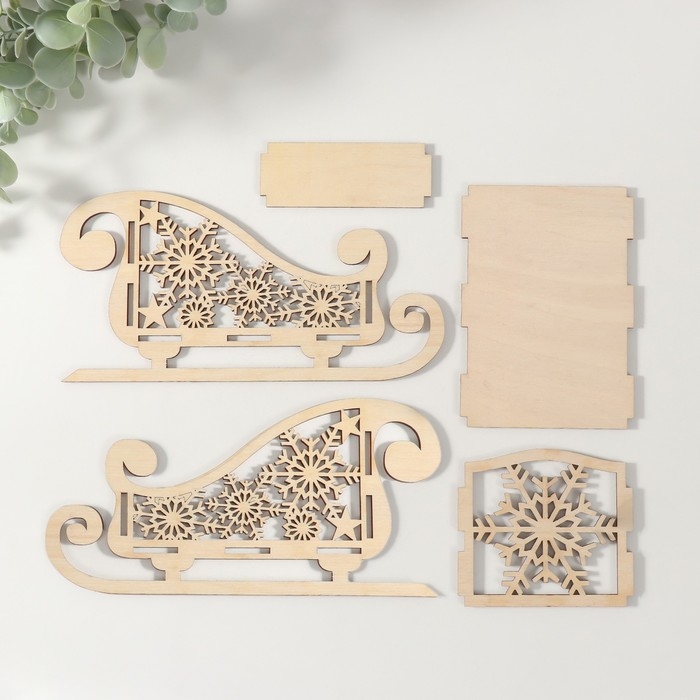 Шкатулка-сани  Шкатулка-сани "Снежинки" 19,5х9,5х10 см (набор 5 деталей)