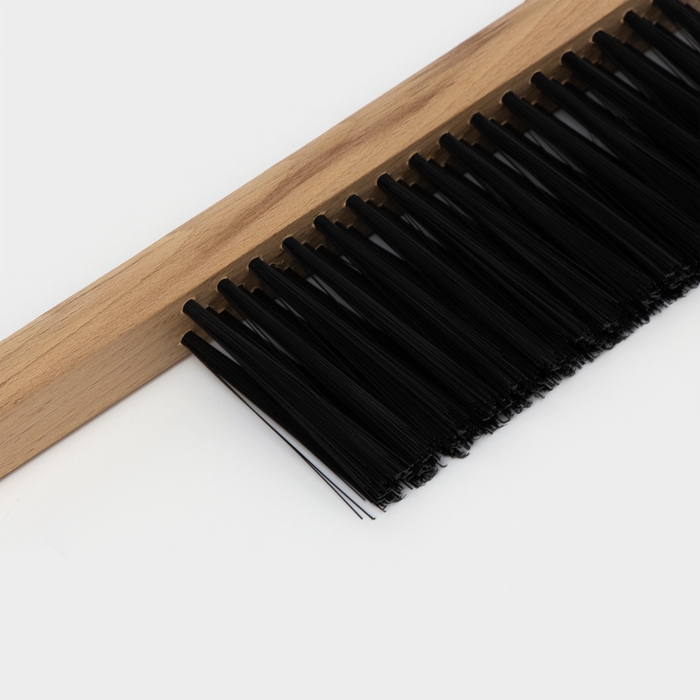 Щётка-смётка техническая, 39×2,5×1,6 см, трехрядная, 51 пучок, бук, синтетическое волокно чёрное Щётка-смётка техническая, 39×2,5×1,6 см, трехрядная, 51 пучок, бук, синтетическое волокно чёрное