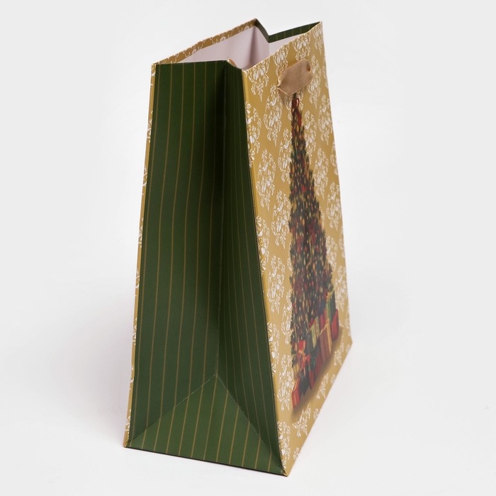 Новый год. Пакет подарочный, ламинированный, "Ёлочка с подарками",18 х 23 х 10 см.