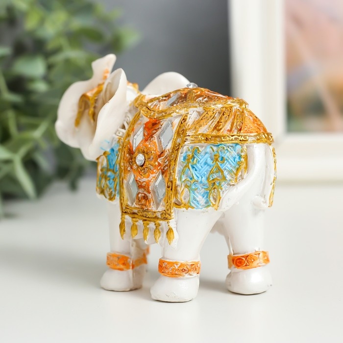 Сувенир полистоун Сувенир полистоун "Белый слон в золотой попоне с синими вставками" МИКС 9,5х5х7 см