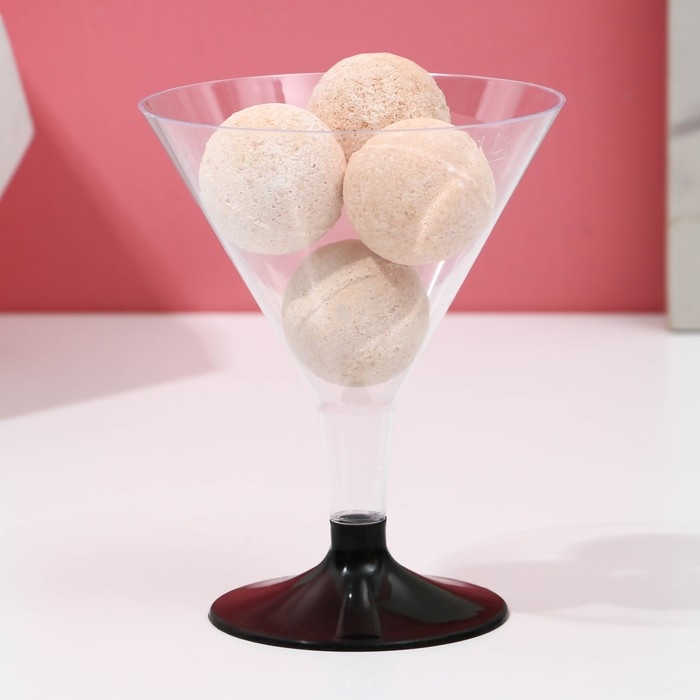 Новогодний подарочный набор косметики «Самая чудесная», гель для душа во флаконе мартини 250 мл и бомбочки для ванны 4 х 20 г, Новый Год Новогодний подарочный набор косметики «Самая чудесная», гель для душа во флаконе мартини 250 мл и бомбочки для ванны 4 х 20 г, Новый Год