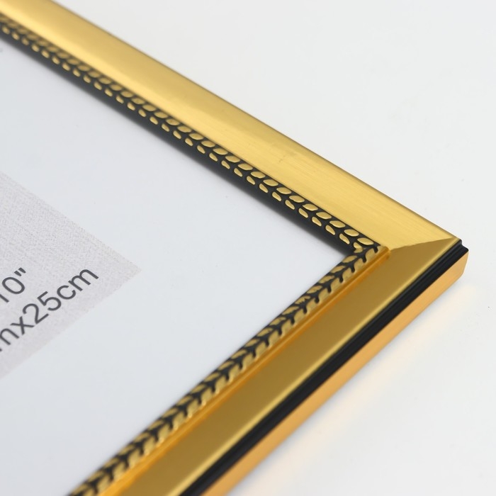 Фоторамка пластик 20х25 см Фоторамка пластик 20х25 см "Косичка" золото 27,2х22,2 см