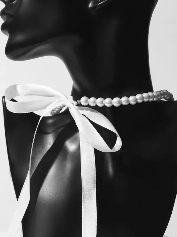 Бусы &laquo;Бантик&raquo;, жемчужины с завязкой, белые, 40 см