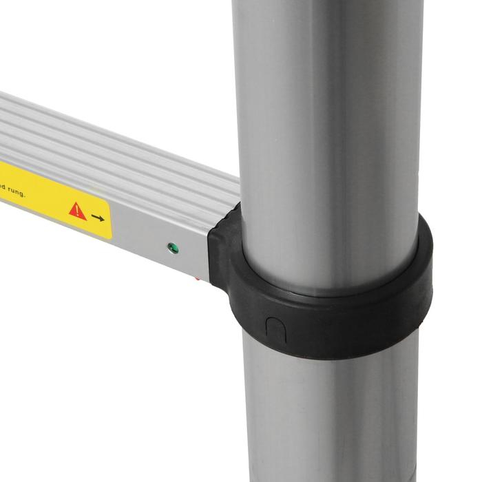 Лестница телескопическая в сумке ТУНДРА, алюминиевая, 13 ступеней, автомат, 3.8 м Лестница телескопическая в сумке ТУНДРА, алюминиевая, 13 ступеней, автомат, 3.8 м