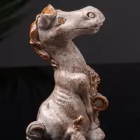 Фигурка гипс &laquo;Конь с букетом&raquo;, 11 см, бежевая