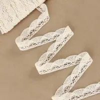 Кружево вязаное, 20 мм, 15&plusmn;1 м, бежевое