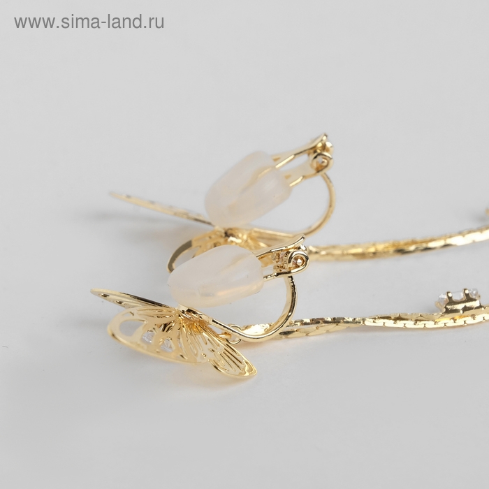 Серьги висячие со стразами  Серьги висячие со стразами "Чувства" бабочки, цвет белый в золоте