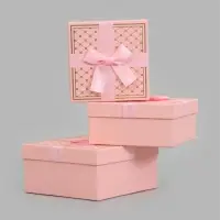 Набор подарочных коробок 3 в 1, 19&times;19&times;9.5 см, 17&times;17&times;8 см, 15&times;15&times;6.5 см