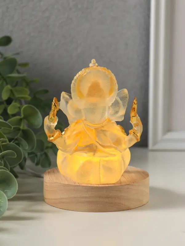 Фигурка светящаяся &laquo;Ганеша - бог мудрости&raquo;, акрил, от USB, 8&times;8&times;10 см