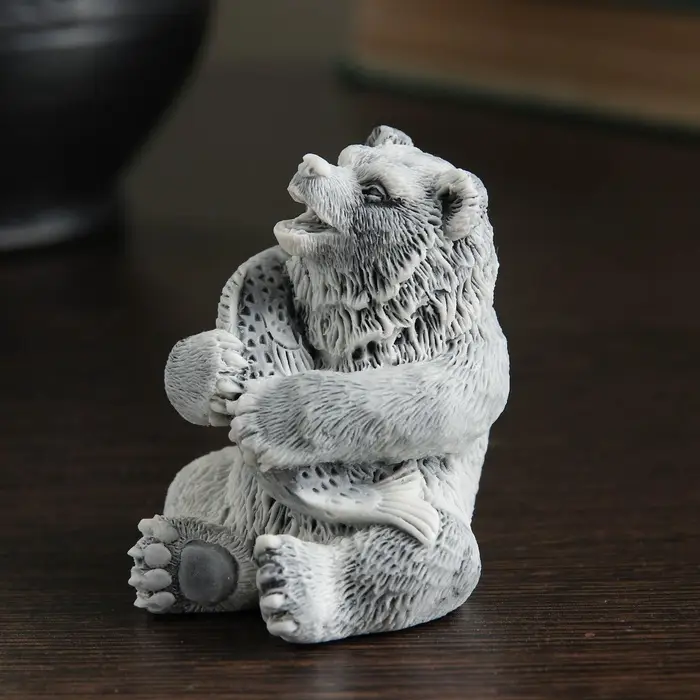 Фигурка &laquo;Медвежонок с рыбой&raquo;, 6.5 см, МИКС