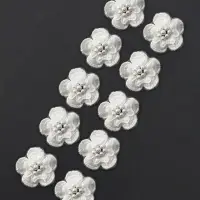 Аппликация для одежды &laquo;Цветок&raquo; текстильная, d=4.5 см, 10 шт., белая