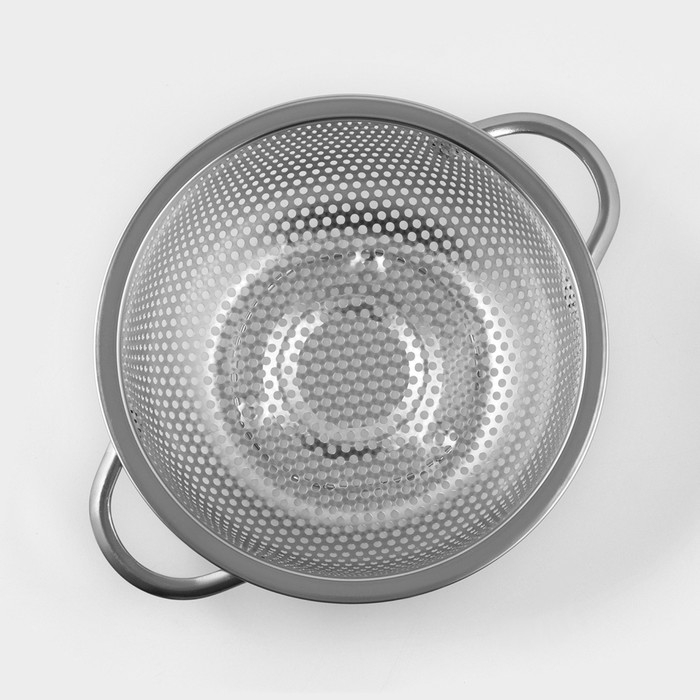 Дуршлаг из нержавеющей стали «Марко», d=16,5 см, две ручки, цвет хромированный Дуршлаг из нержавеющей стали «Марко», d=16,5 см, две ручки, цвет хромированный