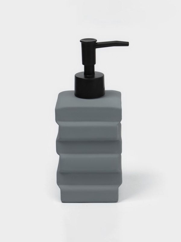 Набор дозаторов для ванной Набор дозаторов для ванной "Геометрия", 3 предмета с подставкой