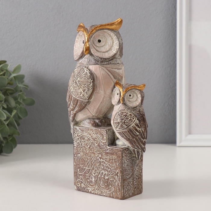 Сувенир полистоун Сувенир полистоун "Филин с совёнком на пьедестале" беж 11х7,3х20,5 см