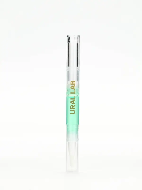 Масло для кутикул в карандаше Happy new year, 2 г, URAL LAB Масло для кутикул в карандаше Happy new year, 2 г, URAL LAB