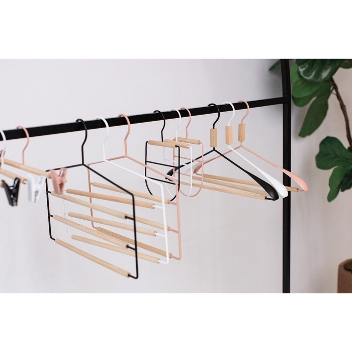 Плечики - вешалка для брюк и юбок LaDо́m Laconique, 36,5×31×1,1 см, многоуровневая, цвет белый Плечики - вешалка для брюк и юбок LaDо́m Laconique, 36,5×31×1,1 см, многоуровневая, цвет белый