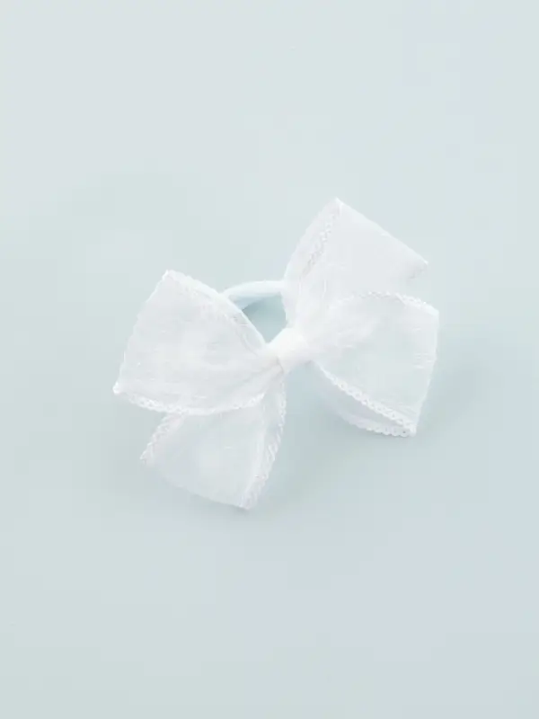 Бант для волос на резинке &laquo;Бантик&raquo;, кружевной край полоски, 9 см, белый