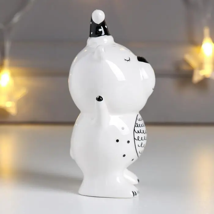 Сувенир керамика Сувенир керамика "Медвежонок в новогоднем колпаке" белый с золотом 11х5,5х6,7 см