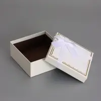 Наборок коробок 3 в 1 прямоугольные 19*19*9.8 17*17*8.0 15*15*6.5 см