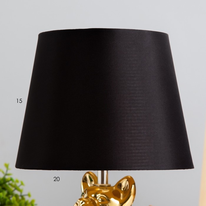 Настольная лампа Настольная лампа "Бернард" 1х40Вт Е14 провод-1,6м золото 21х21х30см