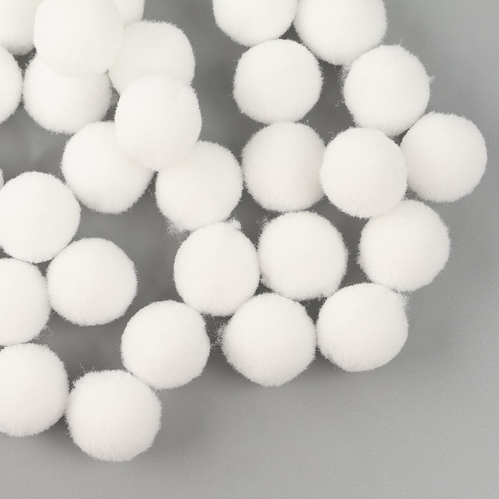 Текстильные детали для декора «Бомбошки», набор 50 шт., размер 1 шт. — 1,5 см, цвет белый Текстильные детали для декора «Бомбошки», набор 50 шт., размер 1 шт. — 1,5 см, цвет белый