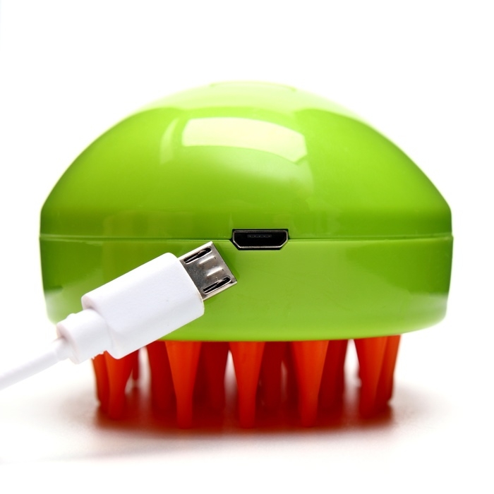 Паровая щетка-расческа для животных, с USB-зарядкой, зелёная Паровая щетка-расческа для животных, с USB-зарядкой, зелёная