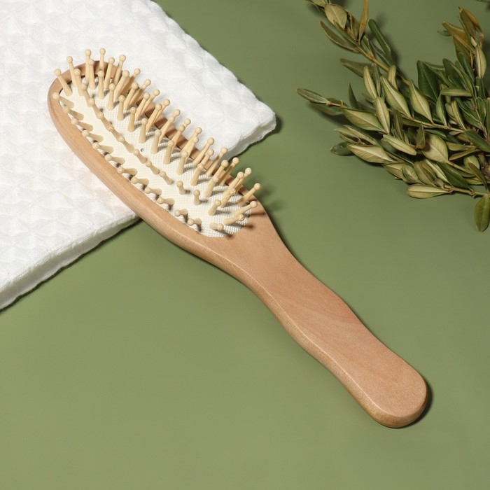 Расчёска массажная «Натурель», 5×23 (±1) см, цвет «светлое дерево»