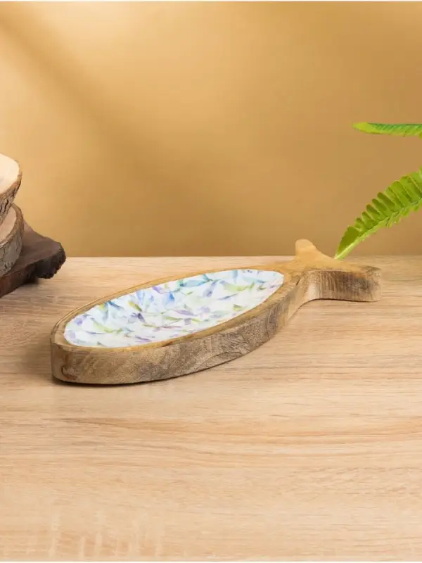 Блюдо в форме рыбки &laquo;Оттенки сирени&raquo;, 25.5&times;10&times;2 см, дерево манго