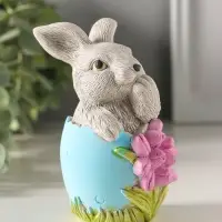 Статуэтка "Заяц пасхальный с букетом" 11х6 см, цветной