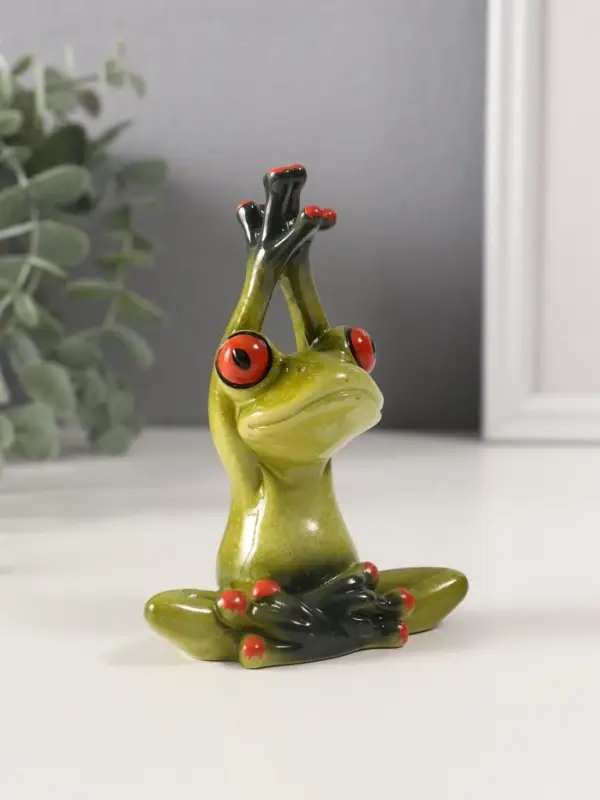 Фигурка полистоун лак &laquo;Лягушка: йог&raquo;, 7&times;9.5&times;4 см, МИКС