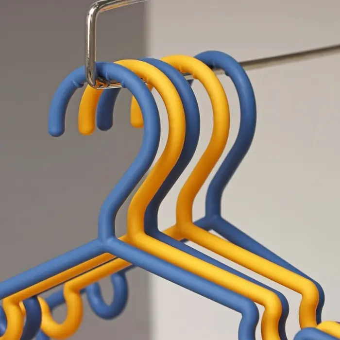 Плечики для одежды Доляна «Настроение», 29,5×17,5 см, цвет МИКС Плечики для одежды Доляна «Настроение», 29,5×17,5 см, цвет МИКС