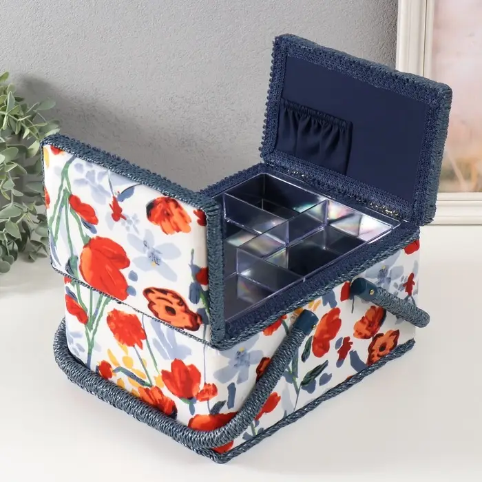 Шкатулка для рукоделия и шитья &laquo;Летние цветы на белом&raquo;, хранение ниток, иголок, мелочи, 19&times;26&times;14.5 см