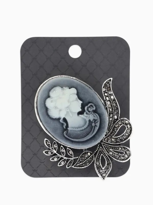 Брошь &laquo;Камея&raquo;, лавра, серая в чернёном серебре